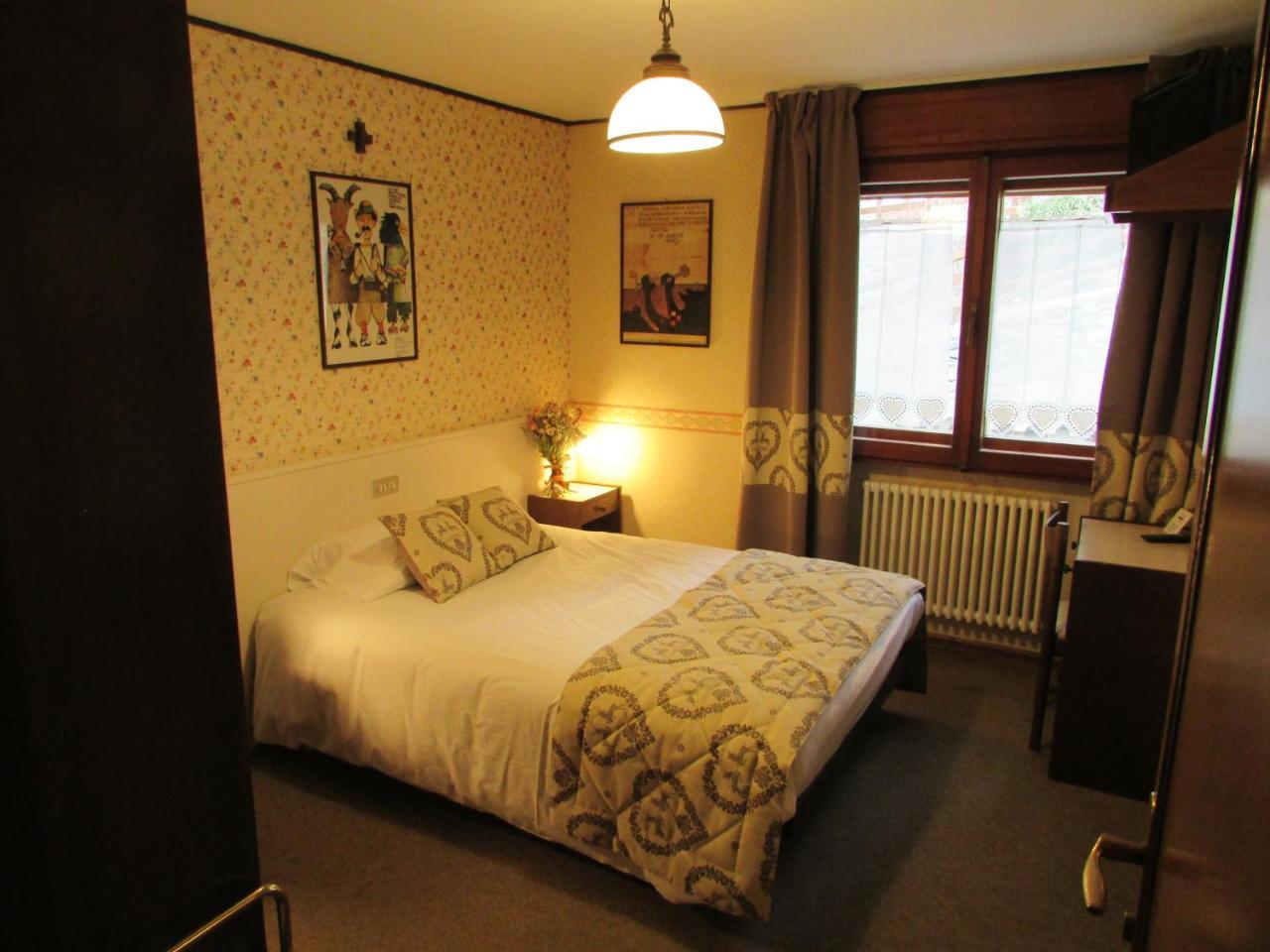 Hotel Meuble Meridiana Valtournenche Dış mekan fotoğraf