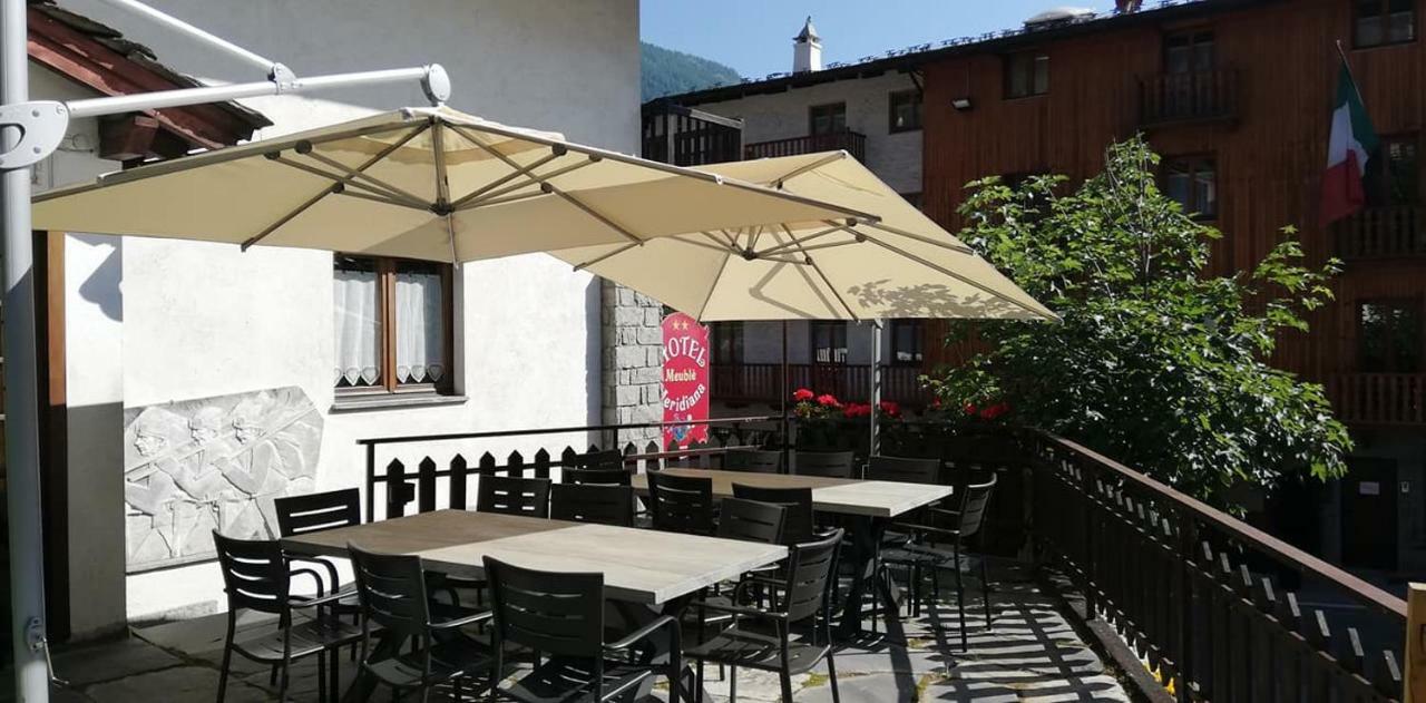 Hotel Meuble Meridiana Valtournenche Dış mekan fotoğraf