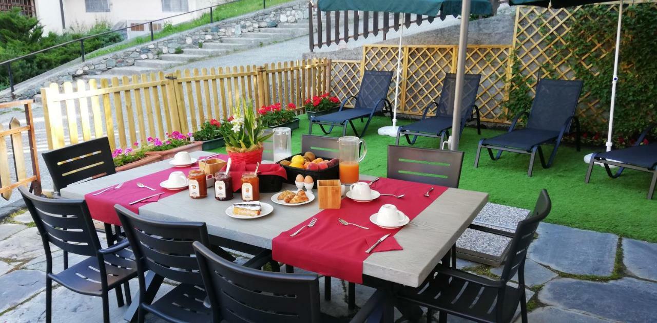 Hotel Meuble Meridiana Valtournenche Dış mekan fotoğraf